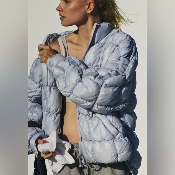 FP Movement Pippa Scrunchy Glossy Packable Puffer Jacket Large - Picture 3 of 13